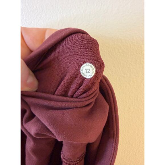 Lululemon Groove Nulu Super-High-Rise Flared Pant Regular Garnet 12 - Picture 6 of 6